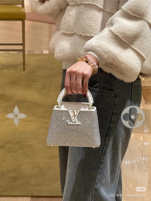 2026120164332579 870